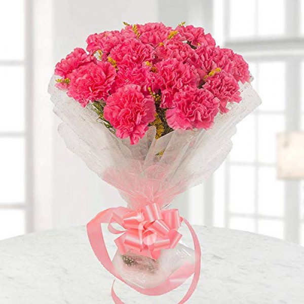 Fresh flowers Bouquet of 15 Pink carnations